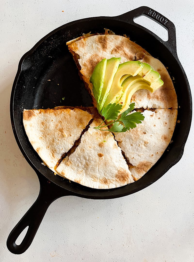 Easy Weeknight Quesadilla Casserole: Quick Family Dinner